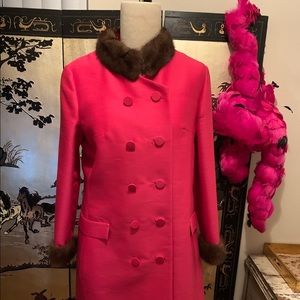 NO LABEL fur-trimmed coat.